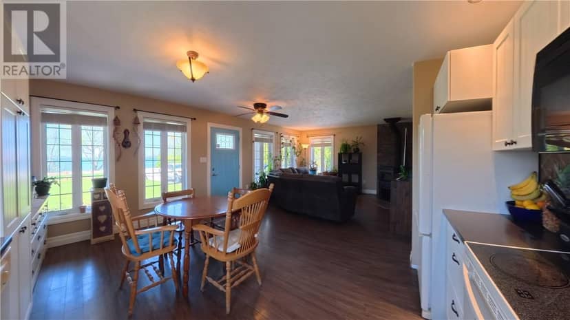 7225 Hwy 542, Mindemoya, photo 8