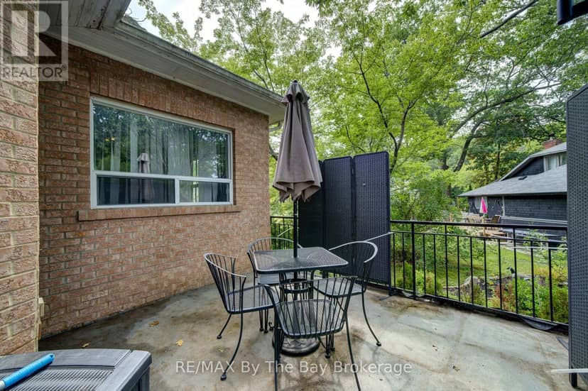 32 1st Lane — photo 25 of 26