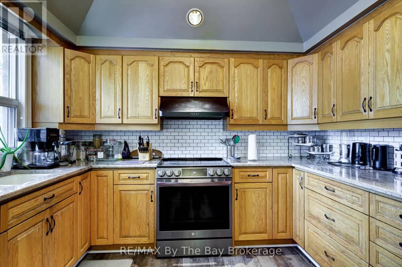 32 1st Lane — photo 7 of 26