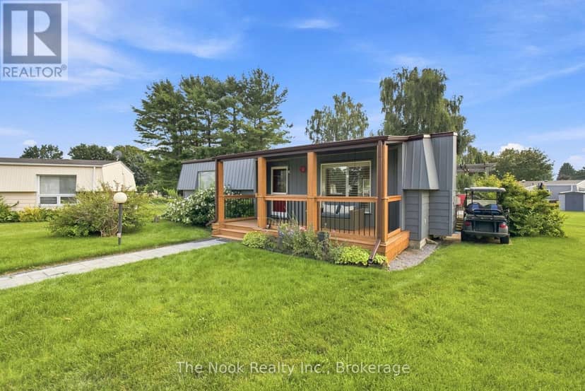 7 Pineridge Crescent — photo 1 of 39