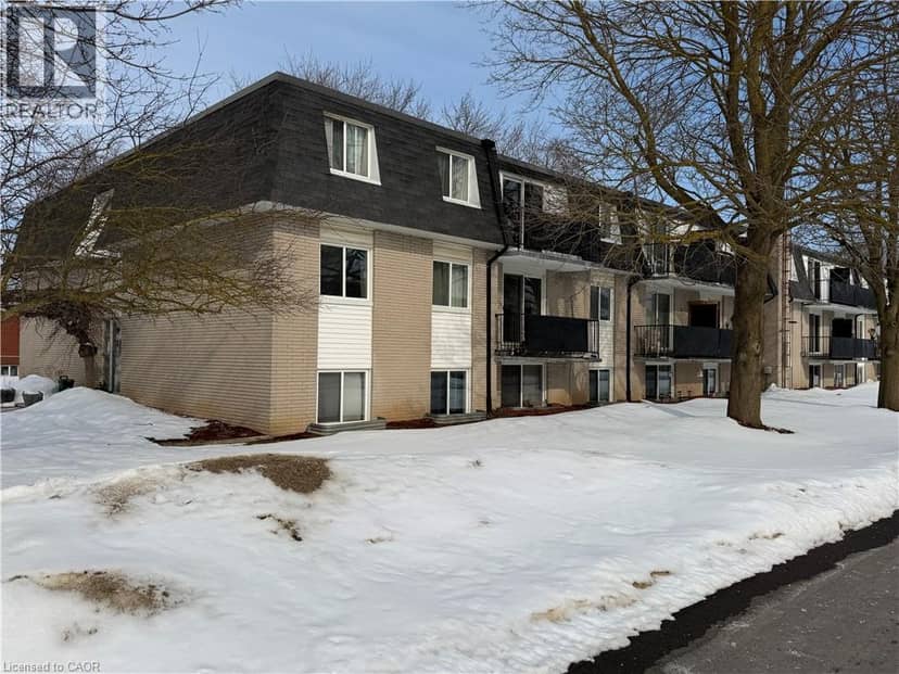 118 PRESTON Street S Unit# 104, Arthur