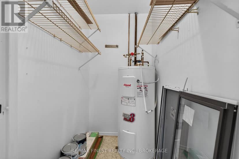 602 - 334 Queen Mary Road — photo 24 of 27