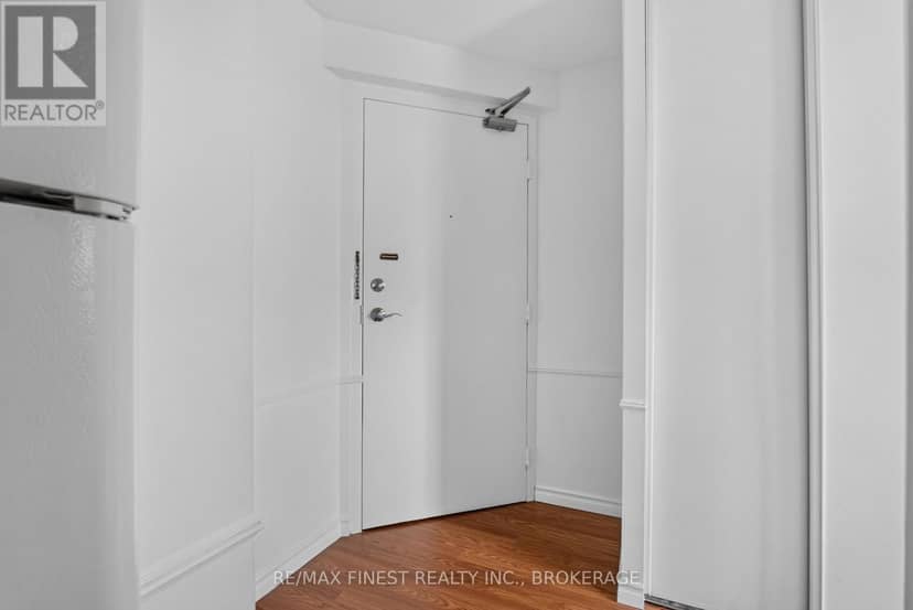 602 - 334 Queen Mary Road — photo 7 of 27