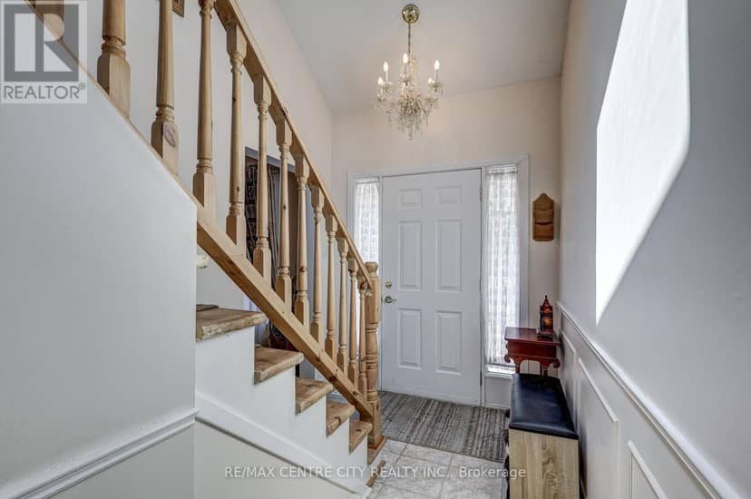 48 Clarendon Crescent, London South, photo 5