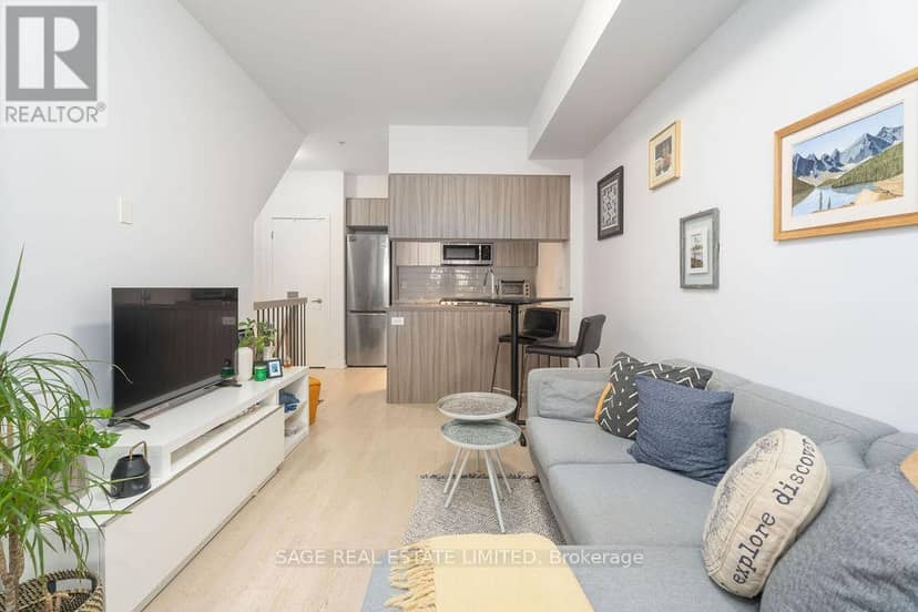 TH3 - 150 Broadview Avenue — photo 1 of 23