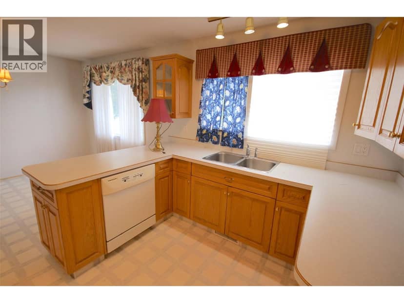 11136 Parkview Drive, Dawson Creek, photo 7