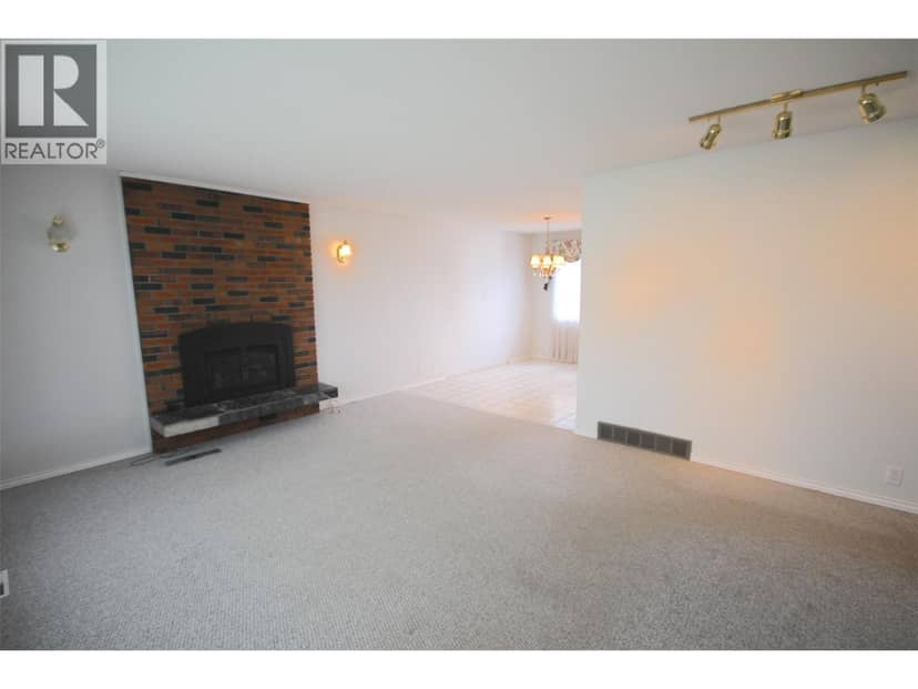 11136 Parkview Drive, Dawson Creek, photo 8