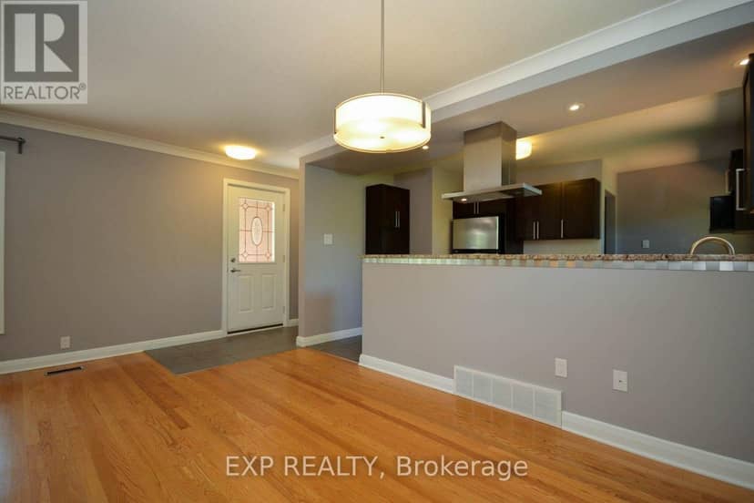 6 Solva Drive — photo 11 of 25