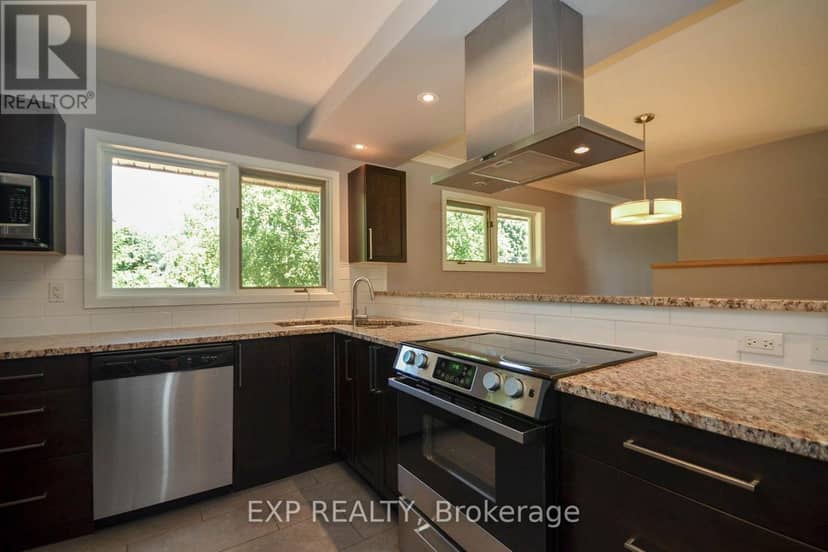6 Solva Drive — photo 4 of 25