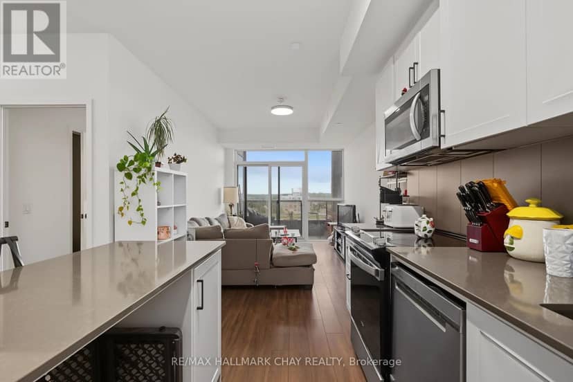 418 - 681 Yonge Street — photo 10 of 33