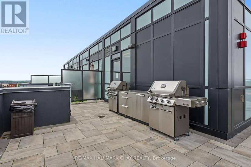 418 - 681 Yonge Street — photo 26 of 33