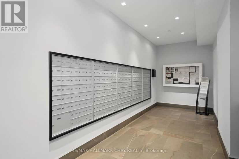 418 - 681 Yonge Street — photo 27 of 33
