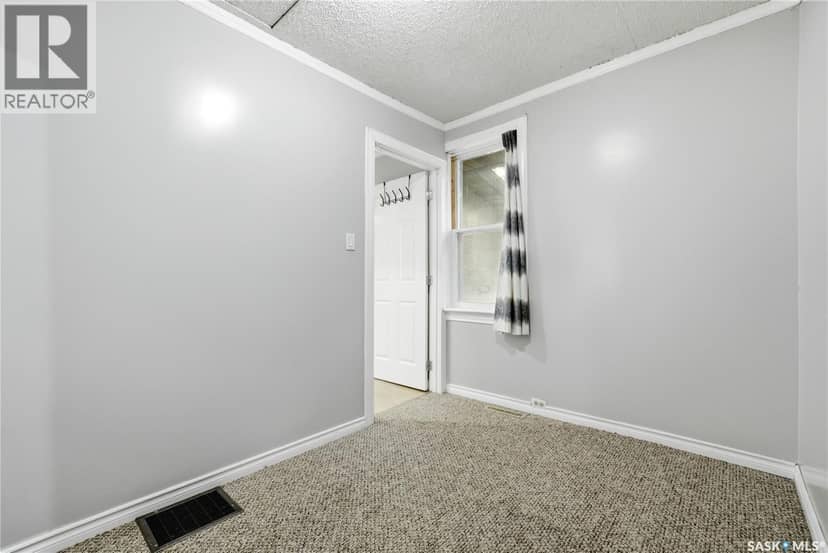558 Osler Street — photo 14 of 22