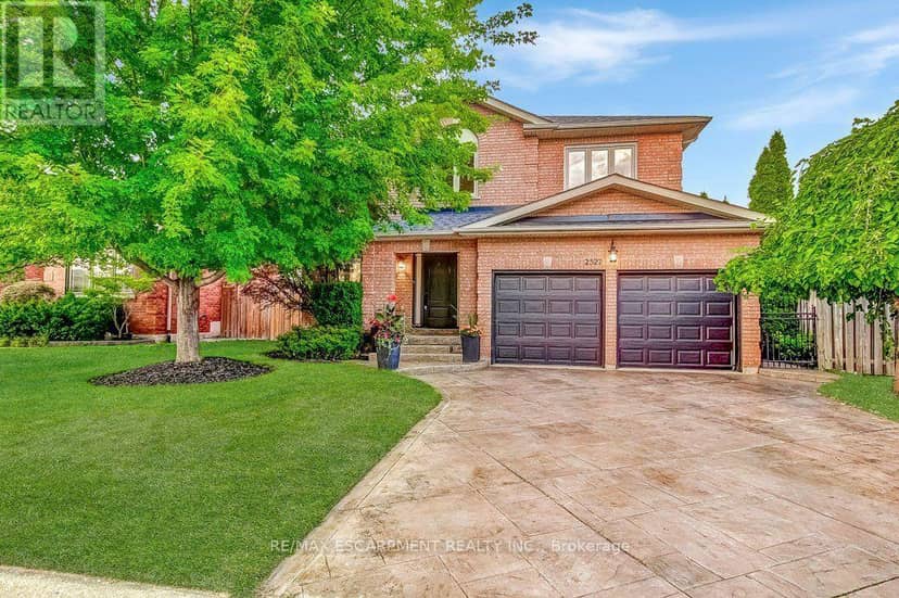 2527 Andover Road — photo 1 of 40