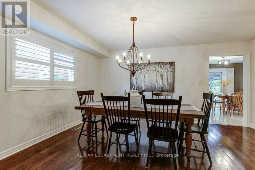 2527 Andover Road — photo 8 of 40