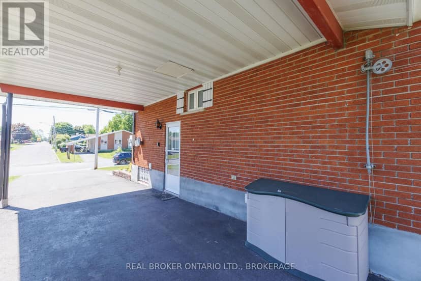 63 Kincardine Street W, North Glengarry, photo 7