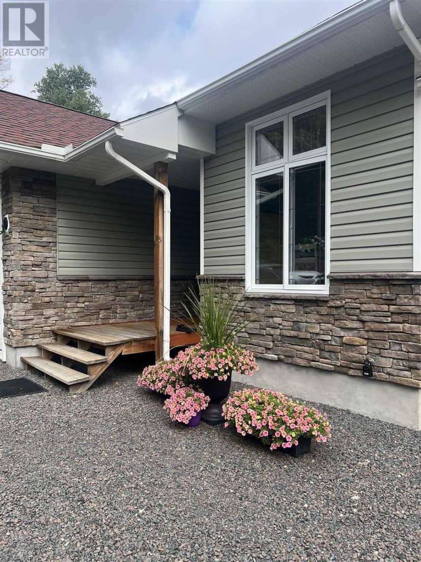 539 Leisure Bay RD, Blind River, photo 7