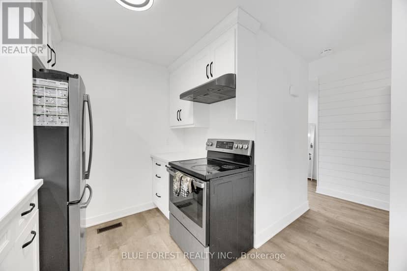 28 - 408 Homestead Court — photo 11 of 40