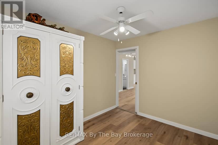 50 Balsam Street — photo 23 of 38
