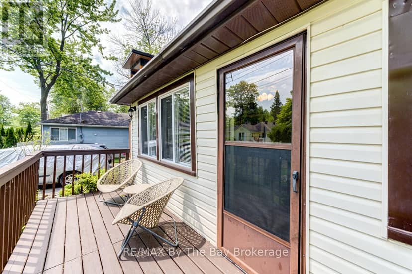 50 Balsam Street — photo 4 of 38