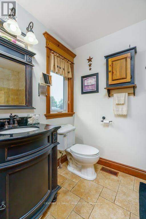 16 Fraser Street — photo 21 of 40