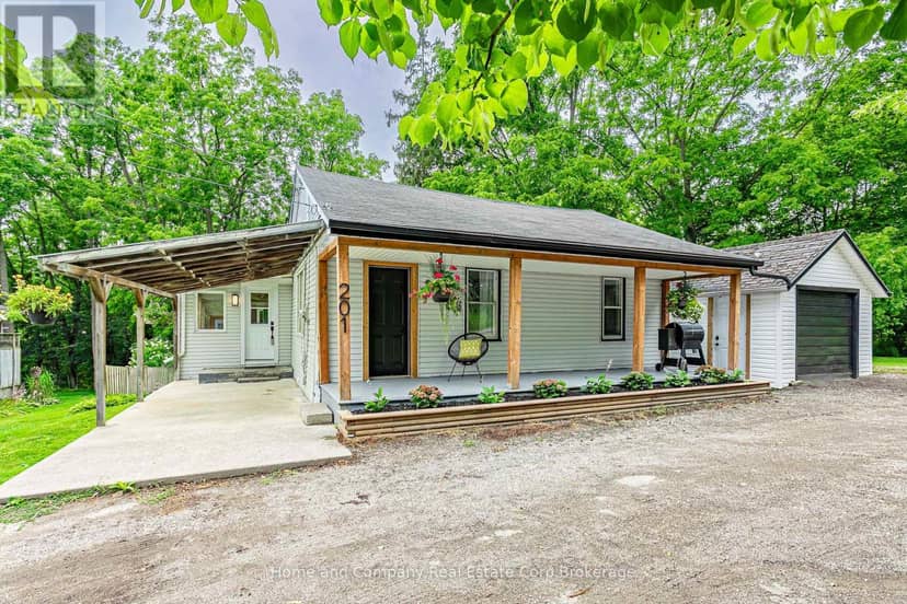 201 John Street, Ingersoll