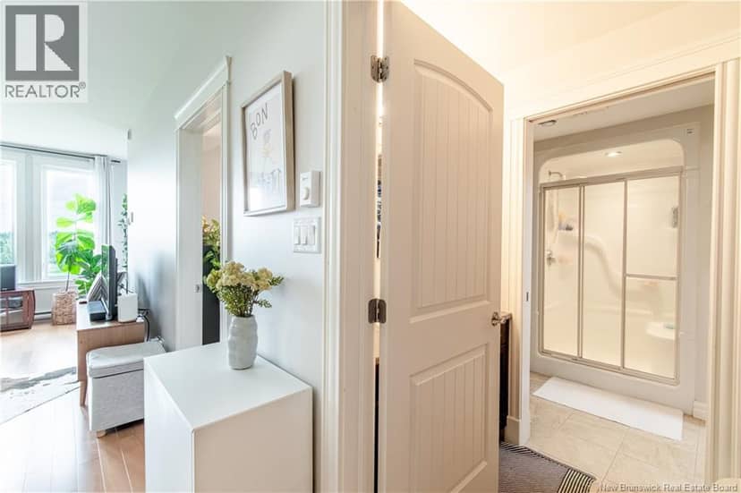 185 Royal Oaks Boulevard Unit# 206 — photo 15 of 28