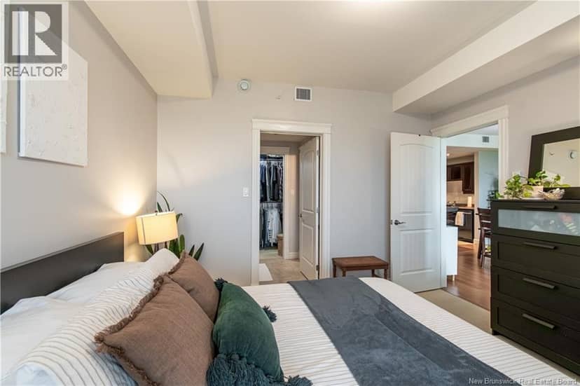 185 Royal Oaks Boulevard Unit# 206 — photo 17 of 28