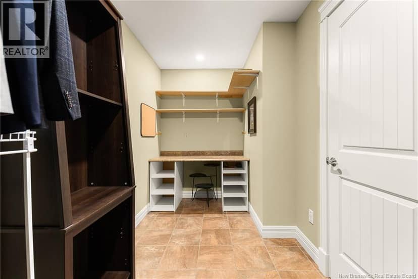 185 Royal Oaks Boulevard Unit# 210 — photo 31 of 40