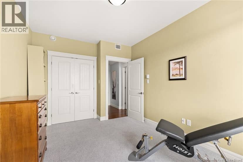 185 Royal Oaks Boulevard Unit# 210 — photo 33 of 40