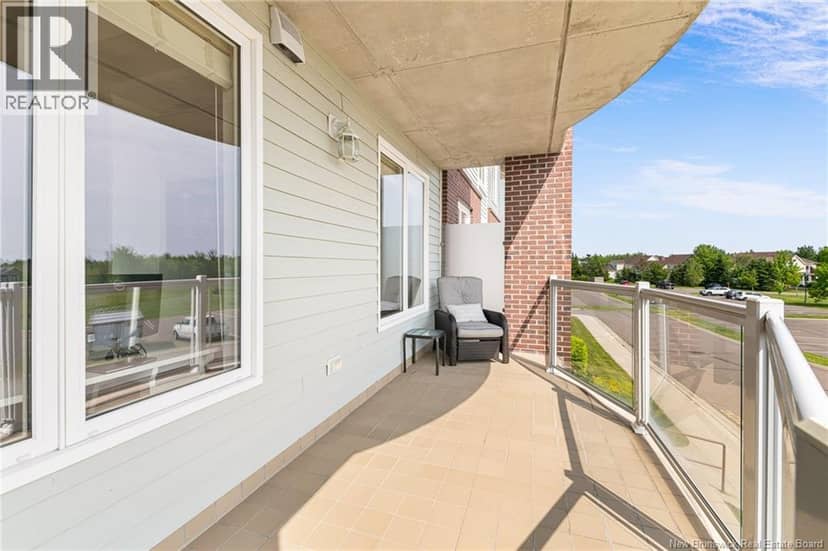 185 Royal Oaks Boulevard Unit# 210 — photo 36 of 40