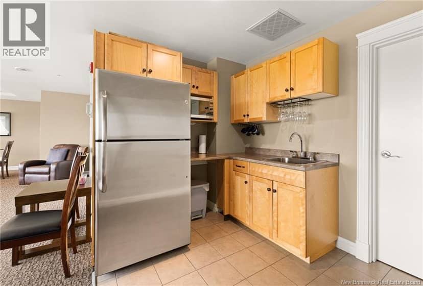 185 Royal Oaks Boulevard Unit# 210 — photo 39 of 40