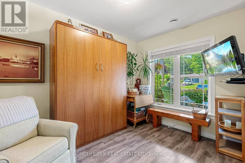 63A Centre Street — photo 18 of 32