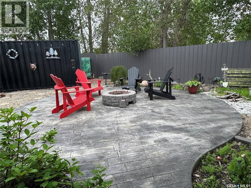 1 and #2 103 Industrial DRIVE, Bienfait, photo 3