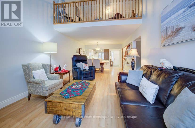 16 - 874 Arlington Street — photo 19 of 33