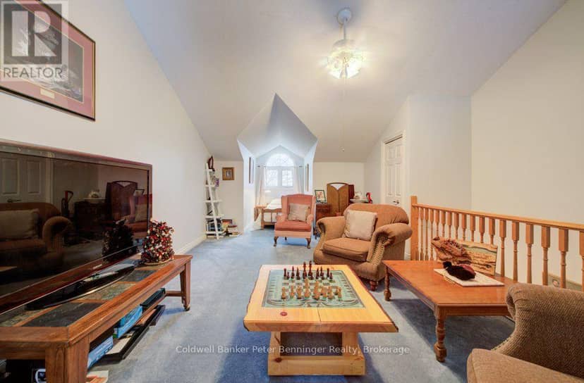 16 - 874 Arlington Street — photo 25 of 33