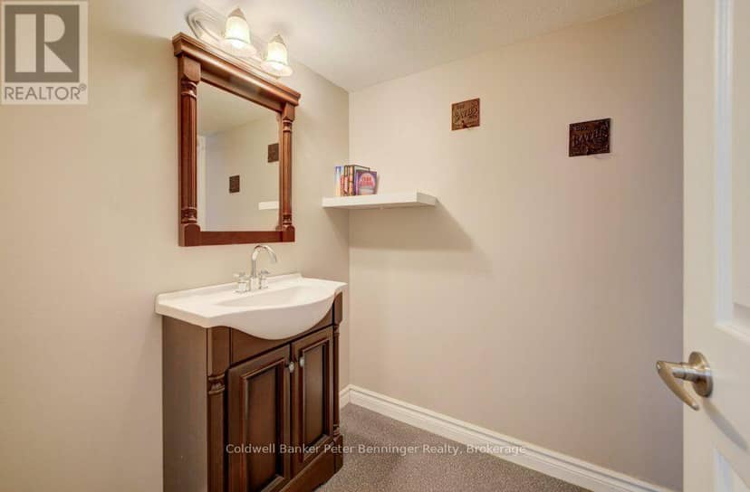16 - 874 Arlington Street — photo 31 of 33