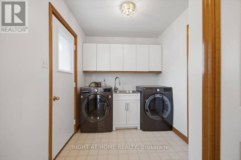 7046 Diane Crescent — photo 21 of 40