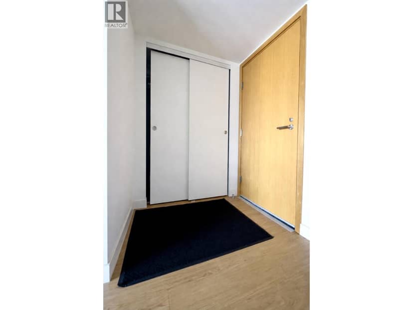 802 188 KEEFER STREET, Vancouver, photo 4