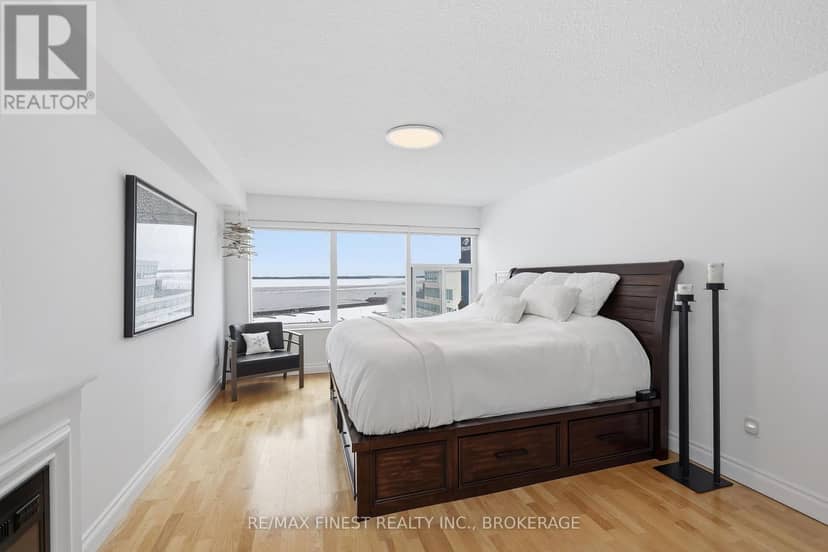 608 - 185 Ontario Street — photo 19 of 40