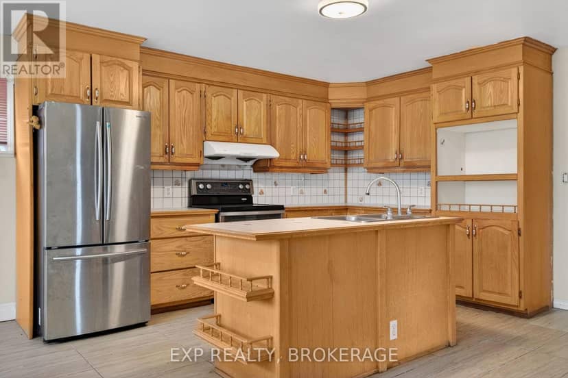 488 Boundary Road — photo 14 of 40