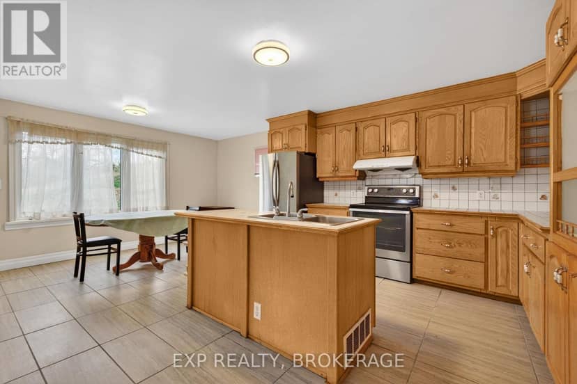 488 Boundary Road — photo 15 of 40
