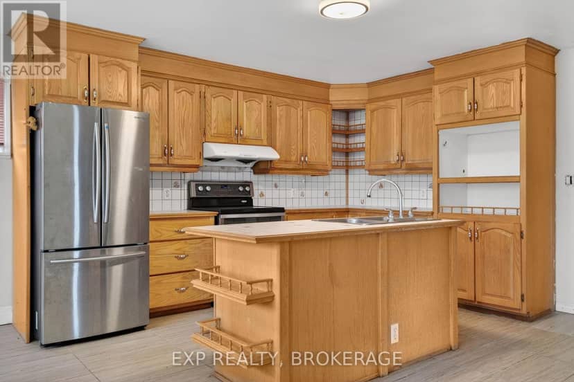 488 Boundary Road — photo 13 of 40