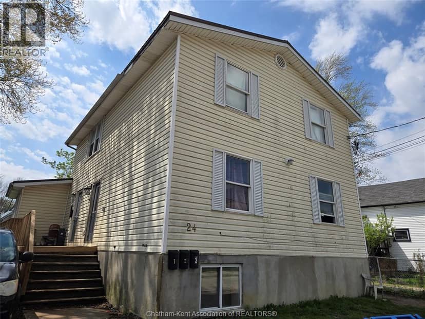24 Foster STREET — photo 1 of 4