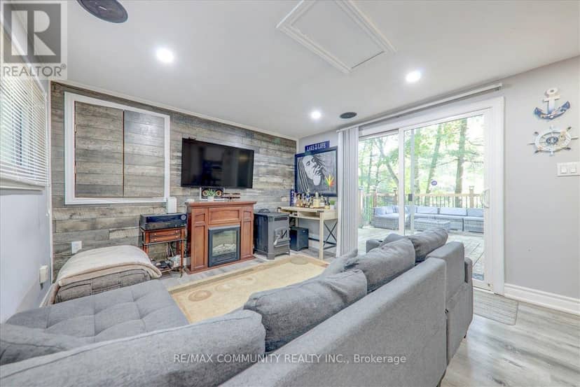 4294 Canal Road — photo 17 of 40
