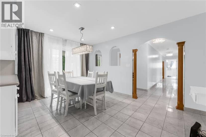 35 GLEN PARK Court — photo 12 of 40