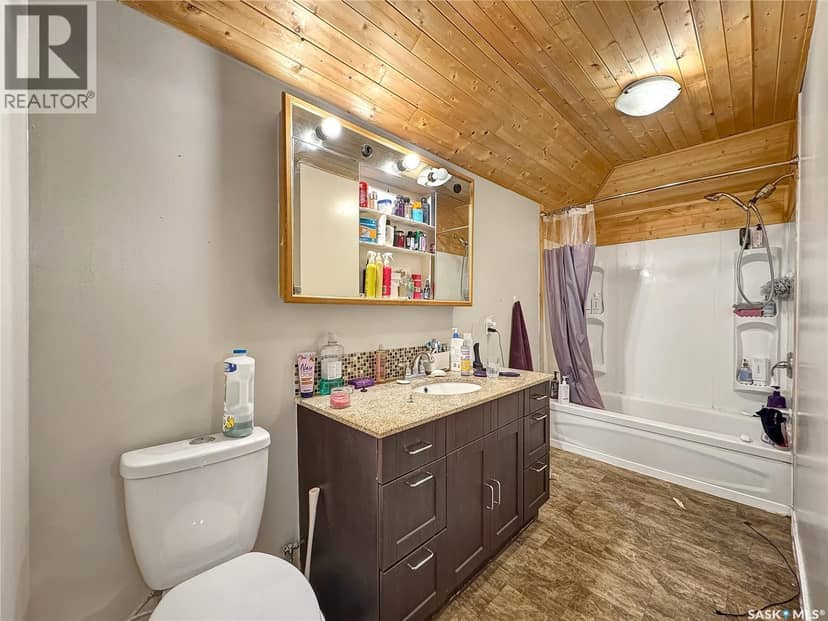 1671 103rd STREET — photo 9 of 22