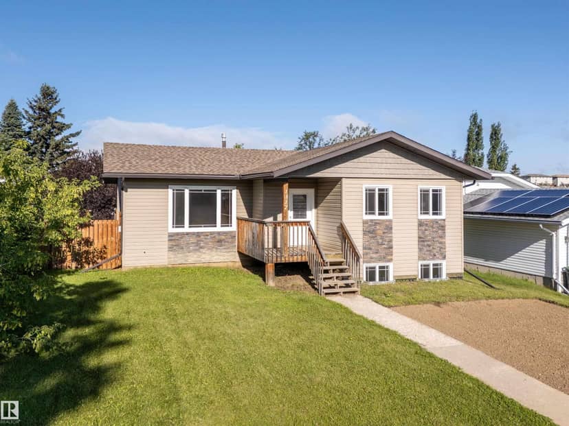 1317 11 ST, Cold Lake, photo 2