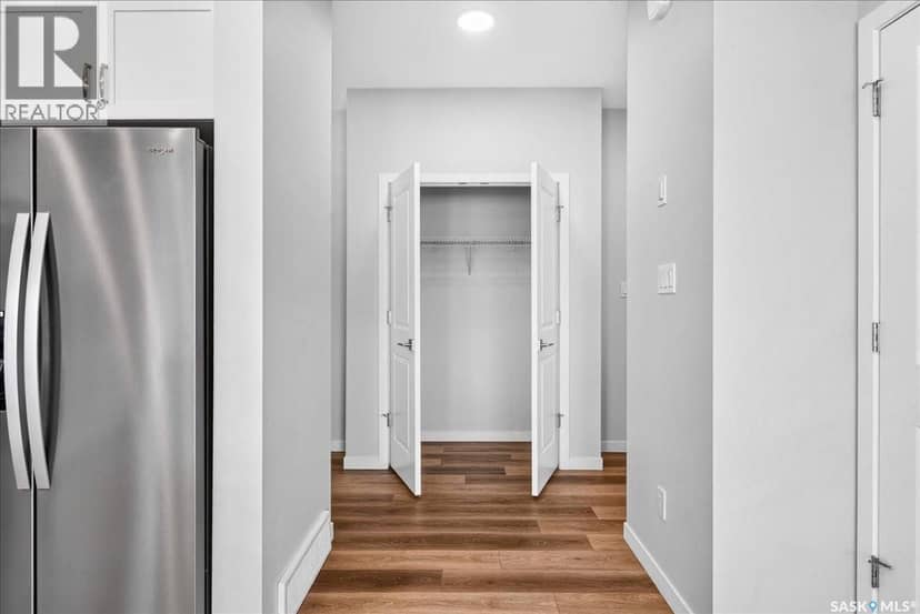3296 Favel DRIVE — photo 9 of 39