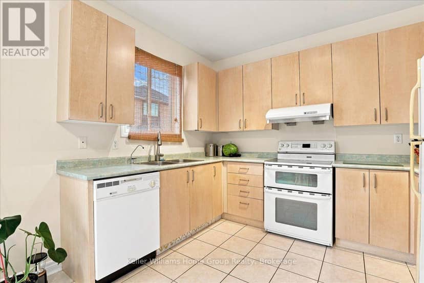 12 Thorndale Road — photo 13 of 32